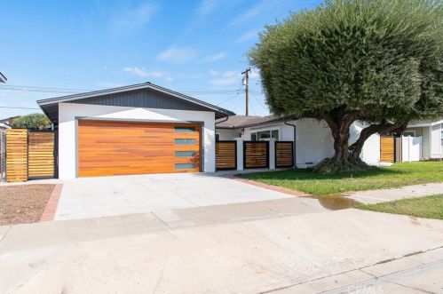 3841 Sycamore Ave, Orange CA  92869-2834 exterior