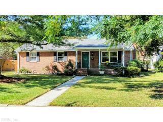 204 Bonney Ter, Portsmouth, VA 23704-1501