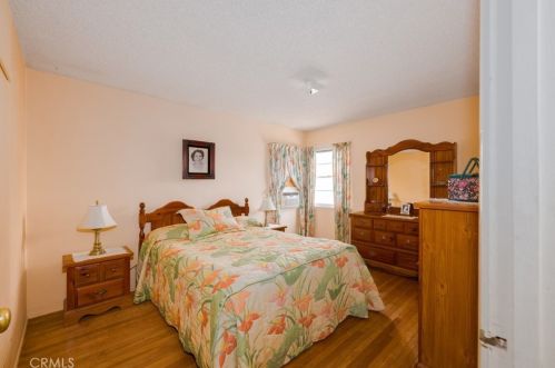 5047 College Ave, Riverside CA  92505-3208 exterior