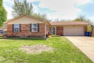 12122 31st Pl, Tulsa OK  74105-2009 exterior