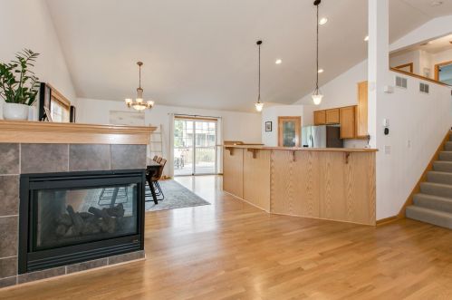 895 Drew Dr, Saint Paul MN  55129-6800 exterior