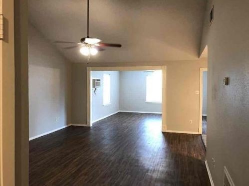 3914 Willmont Rd, Morgans Point TX  77571-4190 exterior