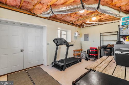 1034 Toms Knob Approach, Lost City WV 26810-8428 exterior