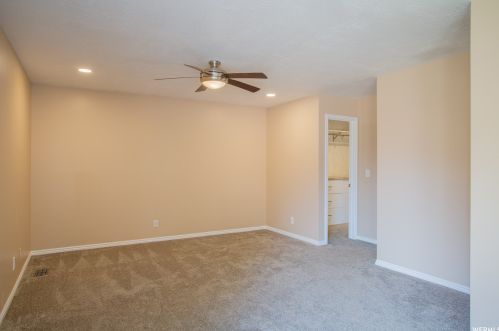 8641 Alta Cv Dr, Sandy UT 84093-1699 exterior