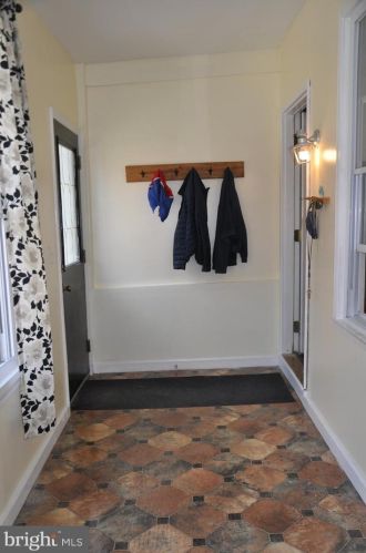 334 Ridgeway St, Gloucester, NJ 08030-1931