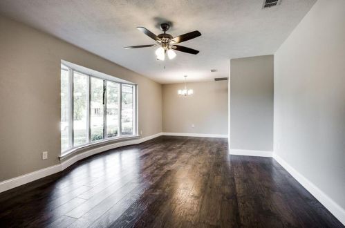 1501 Westridge Dr, Plano TX  75075-8570 exterior