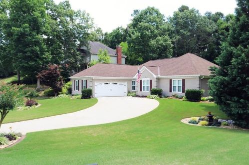 3560 Hanover Dr, Buford, GA 30519-4350