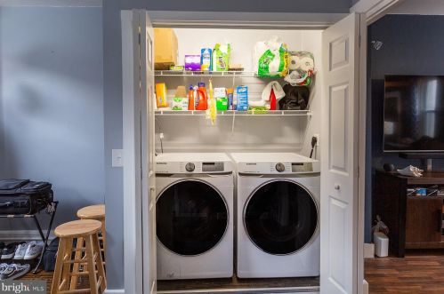 21 Mary St, Lancaster PA  17603-3424 exterior