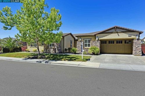 453 Bridle Ct, San Ramon, CA 94582-5950