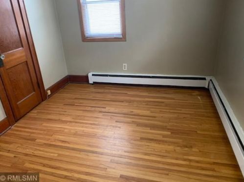 1101 Hudson Rd, Saint Paul MN  55106-6107 exterior