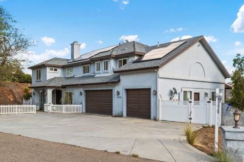 11331-33 Posthill Rd, Lakeside, CA 92040-1335