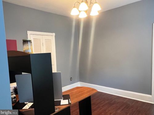 5918 Jackson St, Philadelphia PA  19135-4031 exterior