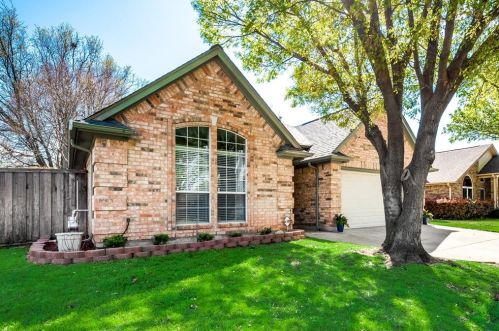 9104 Tyne Trl, Fort Worth TX  76118-7313 exterior