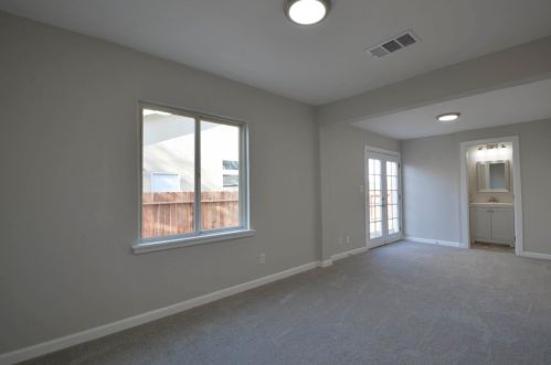 48 Adams Ave, Los Banos CA  93635-4606 exterior