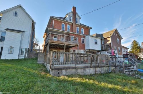 47 6th St, Bangor PA  18013-1827 exterior