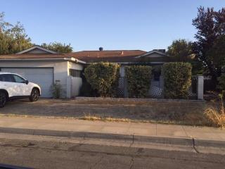 650 Donner Ave, Clovis, CA 93612-4826