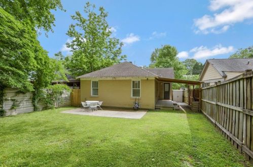 1102 Hawthorne St, Atlanta GA  30307-2609 exterior