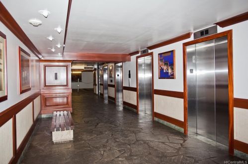 201 Ohua Ave, Honolulu HI 96815-3653 exterior