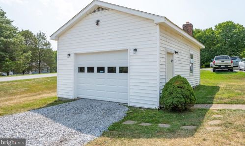 201 Pointfield Dr, Harpers Ferry WV 25425-5173 exterior