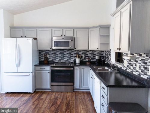 3509 Alberta Dr, Fredericksburg, VA 22408-7756