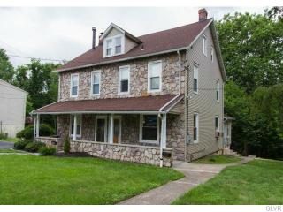 303 Craig Ave, Bethlehem, PA 18018-4610