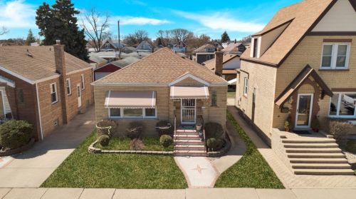 3814 Newland Ave, Chicago, IL 60634-2358