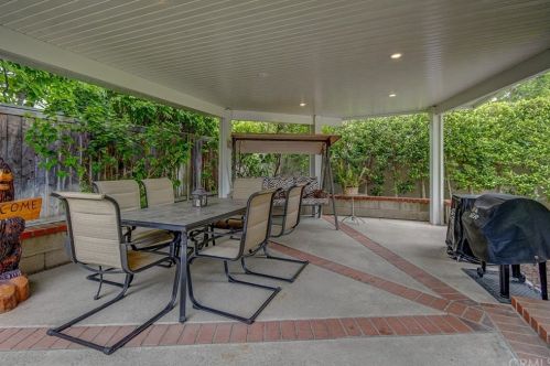 7 Deer Spg, Irvine CA  92604-3011 exterior