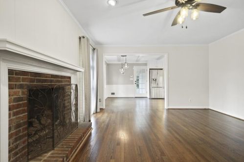 29 Brandon Rdg Dr, Atlanta GA  30328-2135 exterior