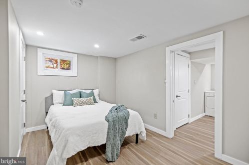 10803 Keller St, Silver Spring MD 20902-3741 exterior