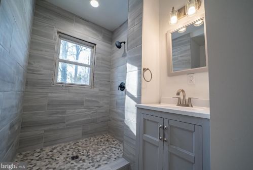 619 Eldrid Dr, Silver Spring MD 20904-2909 exterior