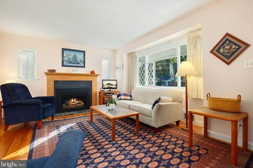 2303 Darrow St, Silver Spring MD 20902-4918 exterior