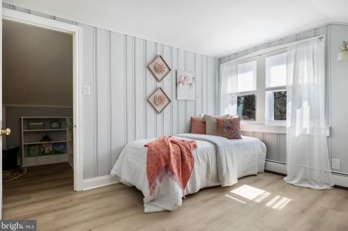 244 Hopkins Ave, Haddonfield NJ  08033-1409 exterior