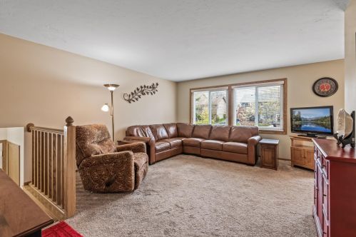 14205 Candlewood Ln, Prior Lake, MN 55372-1229
