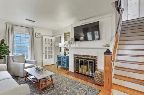 4405 Greenbrier Dr, Dallas TX  75225-6642 exterior