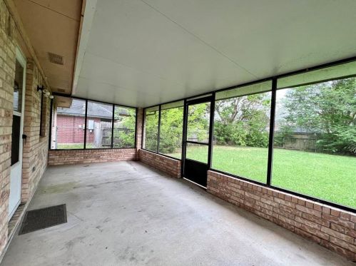 1220 Heather Ln, Angleton TX  77515-3600 exterior