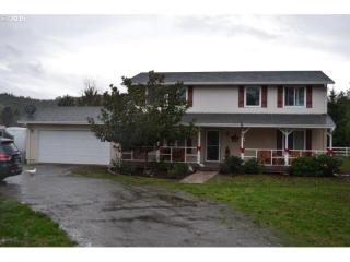 670 Glengary Loop Rd, Roseburg OR  97470-8441 exterior