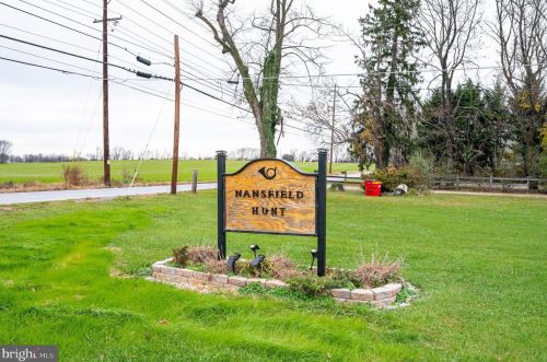 20 Nansfield Dr, Harpers Ferry WV 25425-3198 exterior