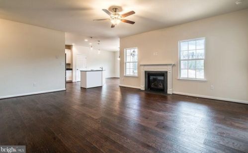 3-3B Rhodes Ln, Jeffersonton, VA 22724-2334