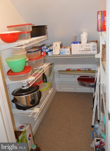 28 Garland Ct, Carlisle PA 17013-4409 exterior