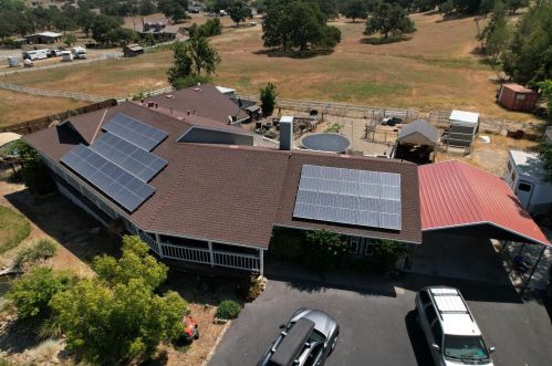 8762 Southworth Rd, Valley Springs, CA 95252-8974