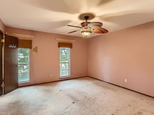 3130 Barton Rd, Carrollton TX 75007-3501 exterior