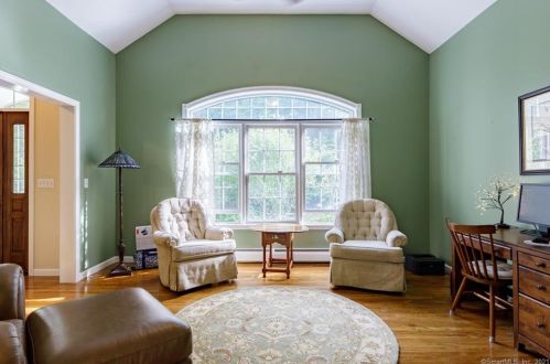 89 Falcon Ridge Rd, Torrington CT  06790-4389 exterior