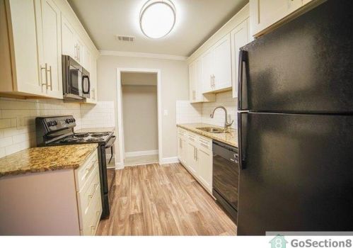 3228 Elm St, Atlanta, GA 30344-4815