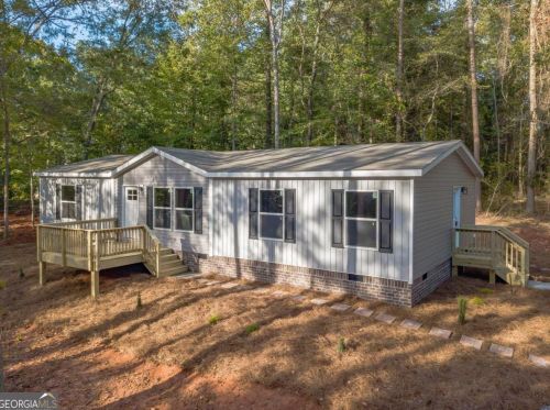 46 Birch Ct, Jefferson, GA 30549-5752