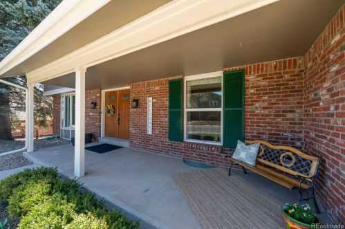 8792 Mineral Cir, Englewood, CO 80112-2748