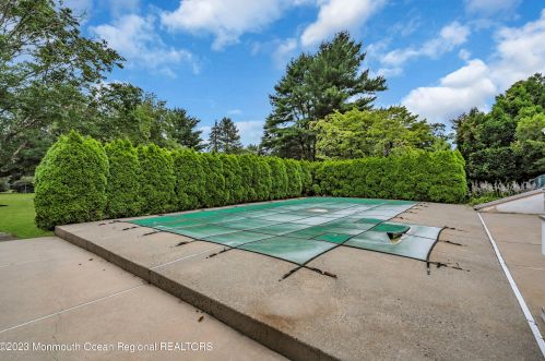 232 Cold Indian Spg Rd, Tinton Falls NJ 07712-3224 exterior