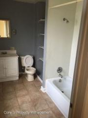 2326 Delaware St, Peoria IL  61603-2646 exterior