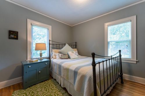 588 Hall Ave, Saint Paul MN  55107-2840 exterior