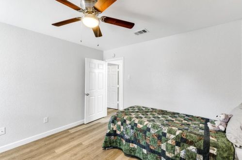 6833 Megan Ln, Fort Worth TX  76182-4442 exterior