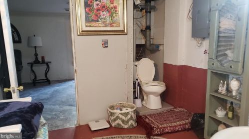 48 Calvin Unger Ln, Berkeley Springs WV 25411-5181 exterior